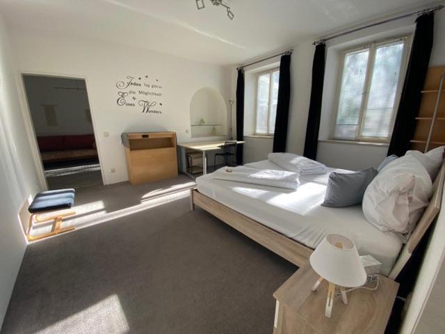 באד טולץ Ferienwohnung Am Franziskanergarten חדר תמונה
